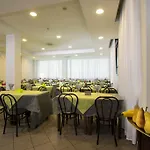 Hotel Scarlet 3*