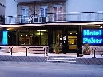 Hotel Scarlet