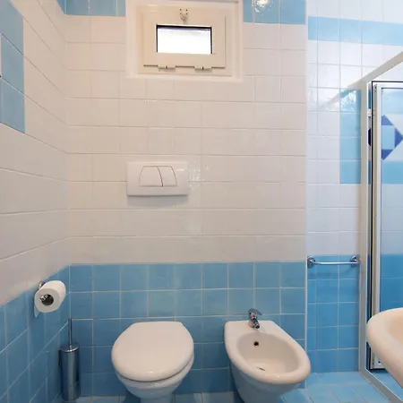 Scarlet 3* Римини